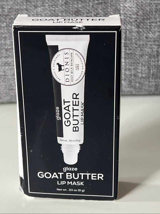 Dionis Other - DIONIS Goat Butter Lip Mask — Black and White